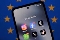 [VIDEO] Châu Âu yêu cầu Meta tắt tính năng gây nghiện trên Facebook, Instagram