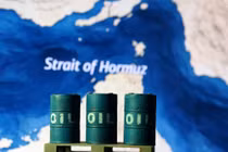 [VIDEO] Eo biển Hormuz mở cửa, thị trường dầu mỏ đối mặt nghịch lý