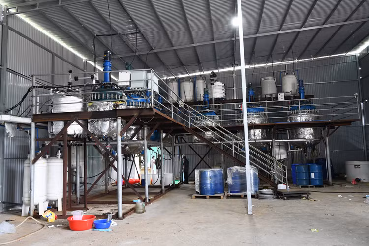 Ke cam dau san xuat ma tuy “khung” doi mat toi danh gi?-Hinh-2