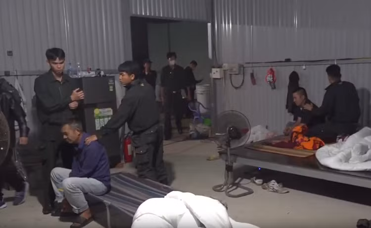 Can canh xuong san xuat ma tuy lon nhat vua bi triet pha-Hinh-2