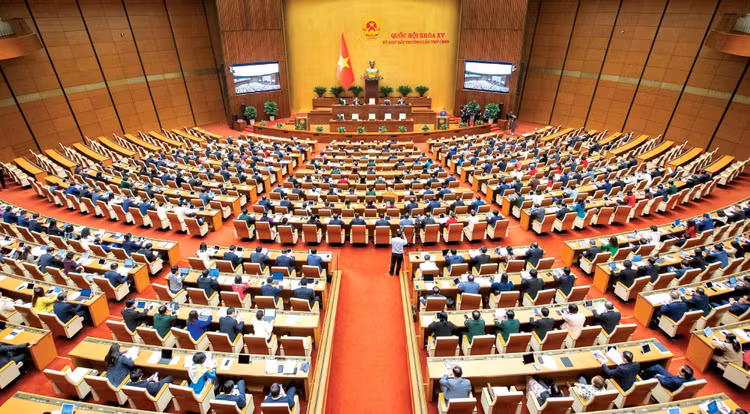 Quoc hoi chuan bi xem xet, thong qua 13 du an luat