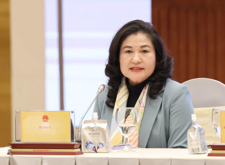 Khong to chuc cap huyen, thu tuc hanh chinh thuc hien the nao?