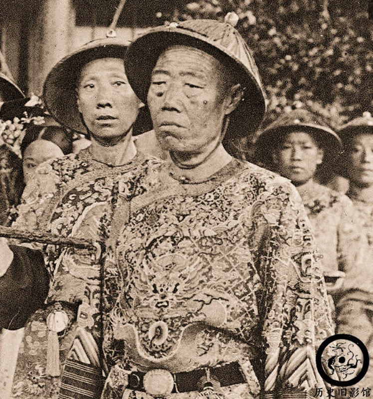 Anh chan thuc ve thai giam, cung nu Trung Quoc xua: Ngo ngang su that!-Hinh-5