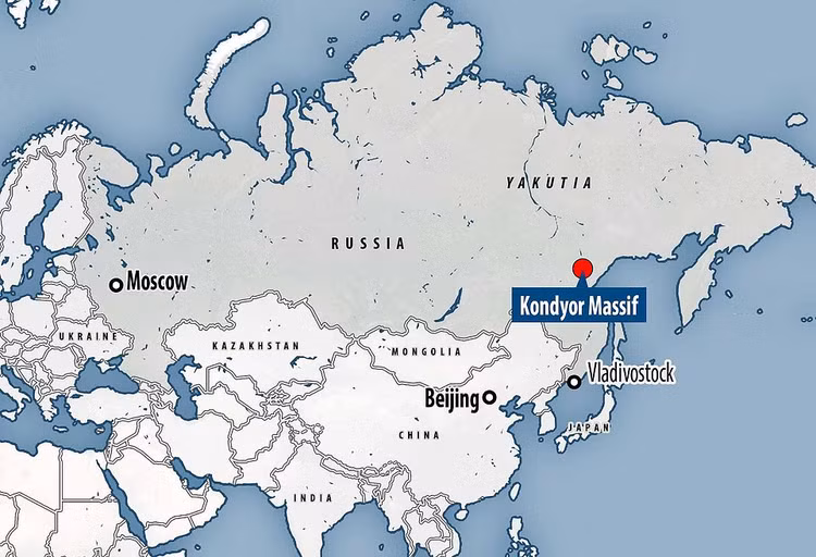 Su that chan dong “nui kho bau” chat day vang, da quy cua Nga-Hinh-9