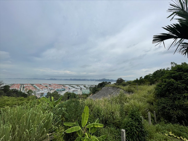 Loat du an tien ty cham tien do, het han o Quang Ninh