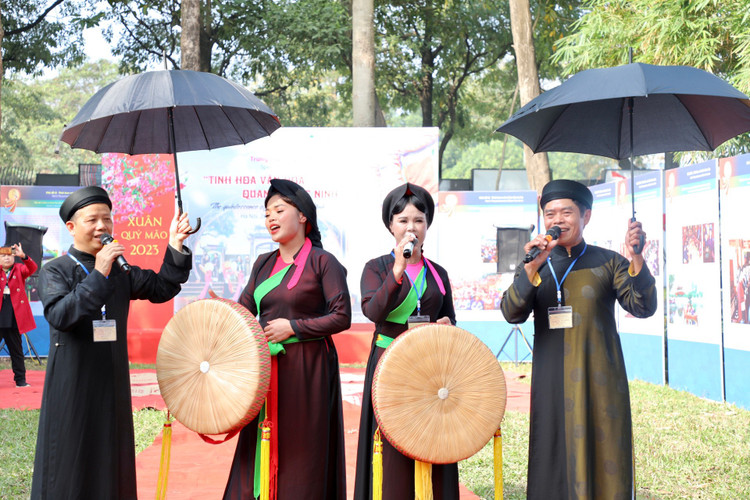 Trai nghiem Tet Viet vung Kinh Bac tai Bao tang Dan toc hoc Viet Nam