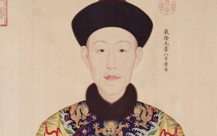 Nguoi duy nhat mac long bao cua Can Long ma khong bi tri toi-Hinh-7