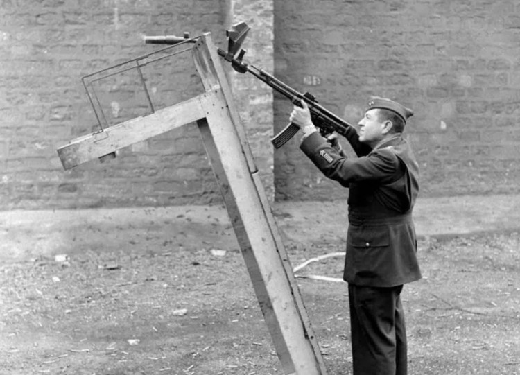 So huu loat sieu vu khi 