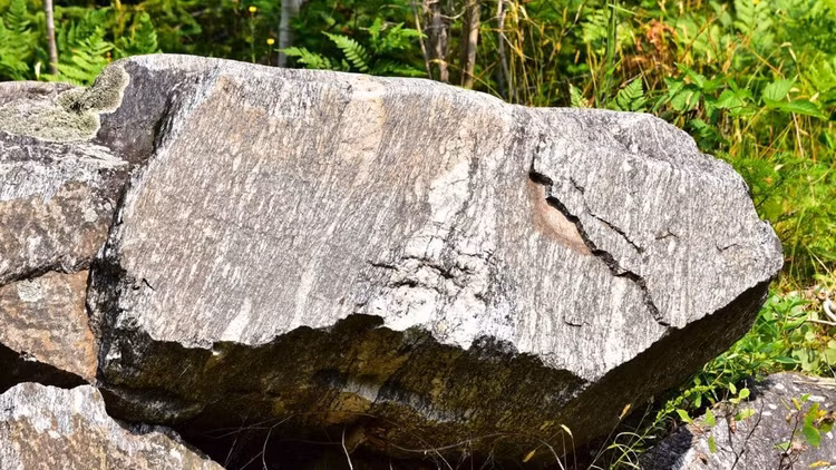 Kham pha bat ngo ve tang da lau doi nhat o My