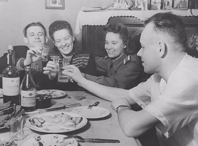 Anh hiem hoi ve cuoc song o Lien Xo nam 1945-Hinh-5