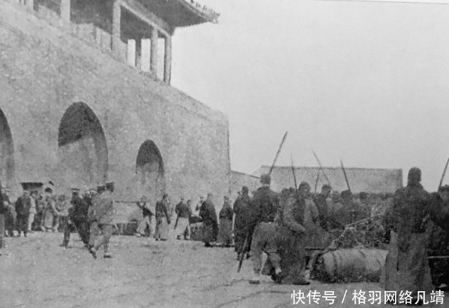 Anh hiem hoang de Pho Nghi bi duoi khoi Tu Cam Thanh-Hinh-5