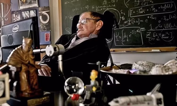 Chan dong tien doan thoi diem loai nguoi tuyet diet cua Stephen Hawking