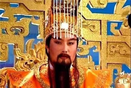 He lo thoi gian tu tien “khung” cua Ngoc Hoang, ai nghe cung choang