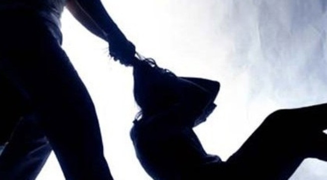 Hai Duong: Mau thuan, anh trai chem em ruot tu vong