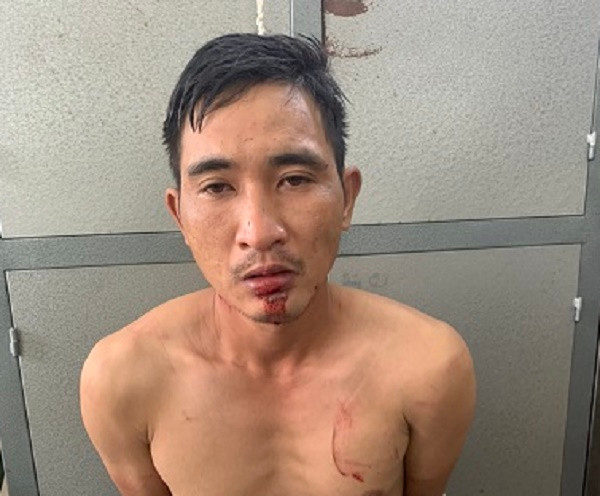 Hải Dương: Hai tên cướp tiệm vàng, bắn trưởng công an xã đã bị bắt - Hình 2 Hai Duong: Hai ten cuop tiem vang, ban truong cong an xa da bi bat-Hinh-2