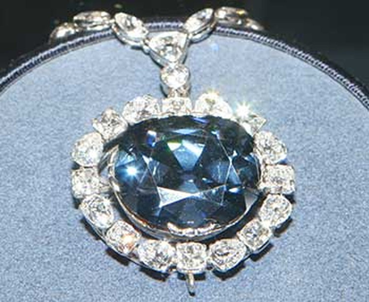 Ky bi vien kim cuong duoc cho mang loi nguyen xui xeo-Hinh-6