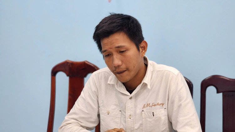 Thanh nien lap facebook, zalo ban sua ao, chiem doat tien that