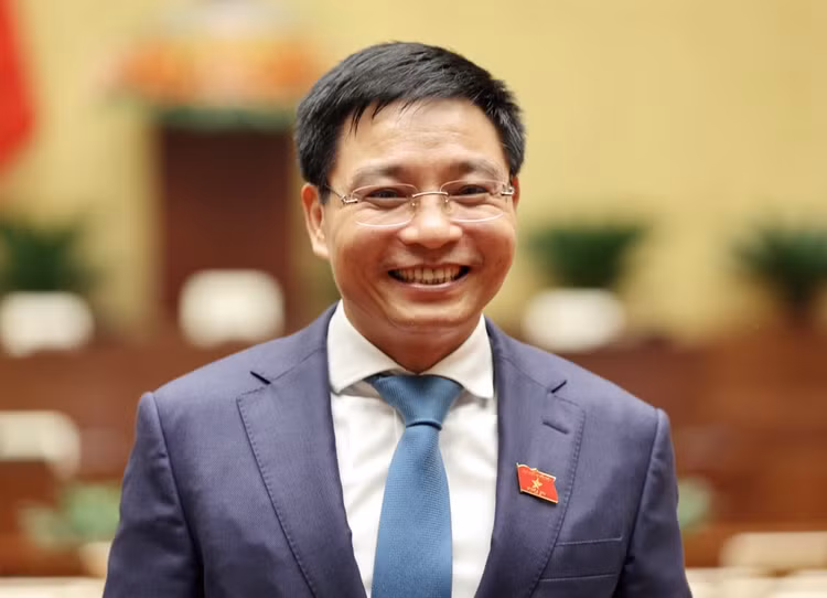 Thach thuc voi ong Nguyen Van Thang khi ngoi “ghe nong” Bo truong GTVT-Hinh-2