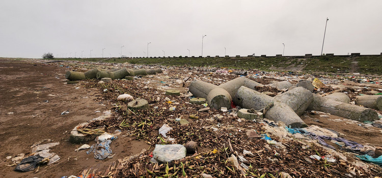 Vat va nghe cong lung di mot 