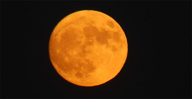 Siêu trăng cam tháng 8: Từ Việt Nam quan sát sao cho đẹp?