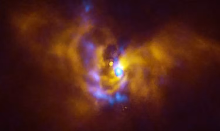 Vat the khong gian “ngan nam co mot” gay chan dong ca gioi thien van-Hinh-3