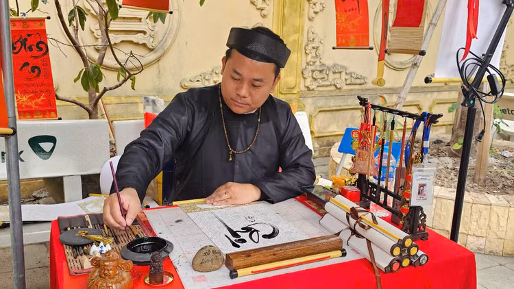 Den co o Hai Duong nuom nuop khach den le dau xuan-Hinh-8