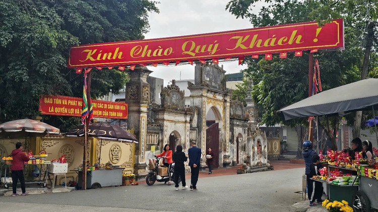 Den co o Hai Duong nuom nuop khach den le dau xuan-Hinh-9