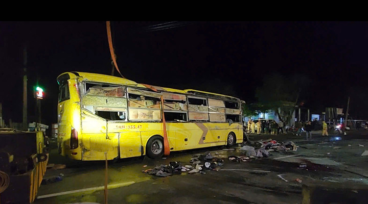 Thu tuong: Dieu tra nguyen nhan vu lat xe khach, 3 nguoi tu vong