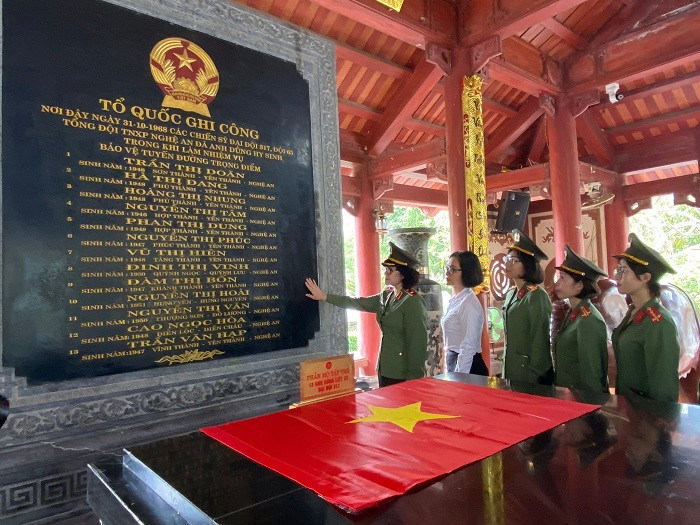 “Toa do lua” Truong Bon - chung tich lich su hao hung cua cac TNXP-Hinh-4