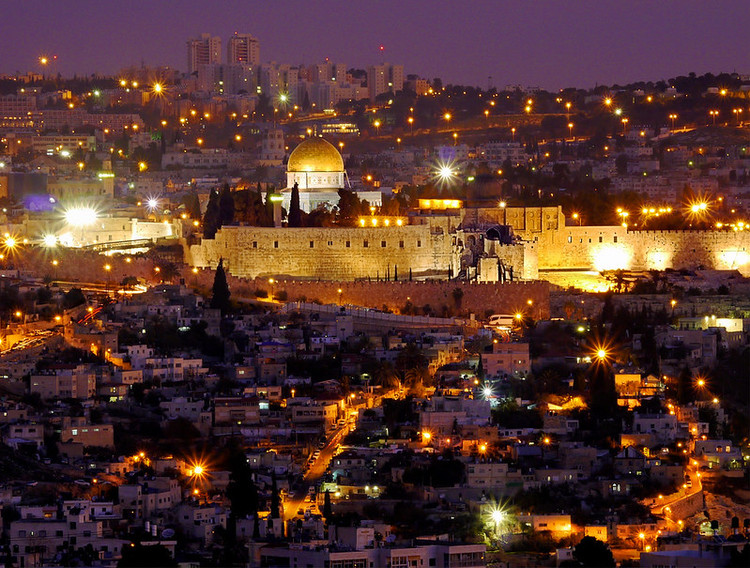 Kinh ngac hien tuong ky bi khi dat chan den thanh pho Jerusalem