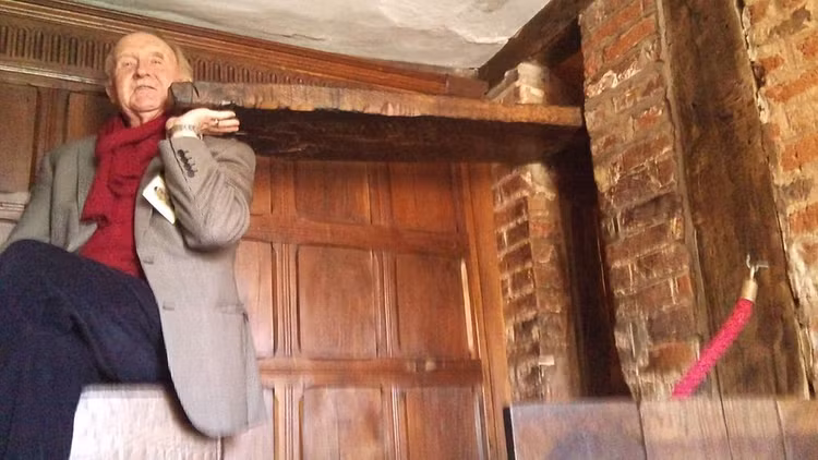 Phat hien can phong bi mat cua linh muc trung co, su that dan he lo-Hinh-8