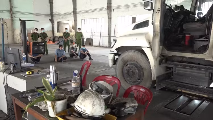 Bo qua loi 70.000 xe, cac giam doc TT dang kiem bi xu the nao?-Hinh-2