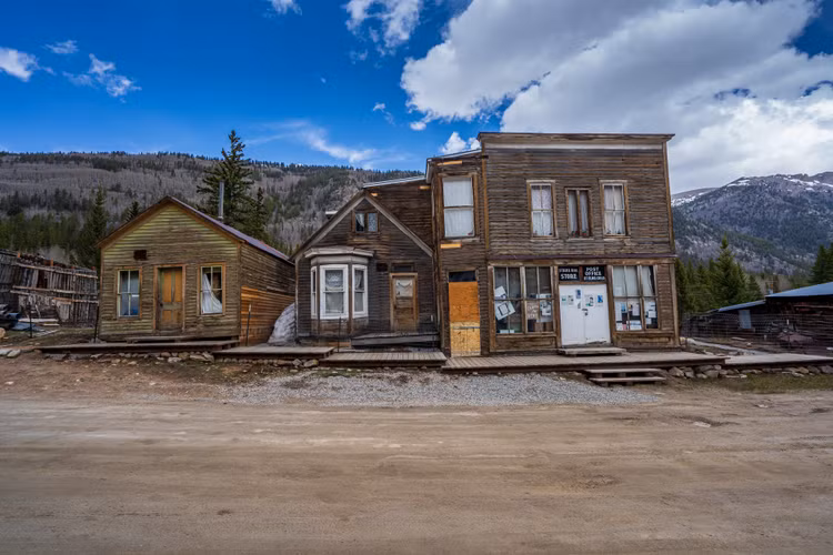 Nhung “thi tran ma” noi tieng nuoc My