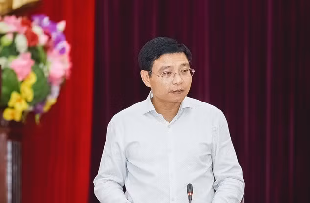 Hanh dong quyet liet Bo truong GTVT Nguyen Van Thang sau khi nham chuc-Hinh-2