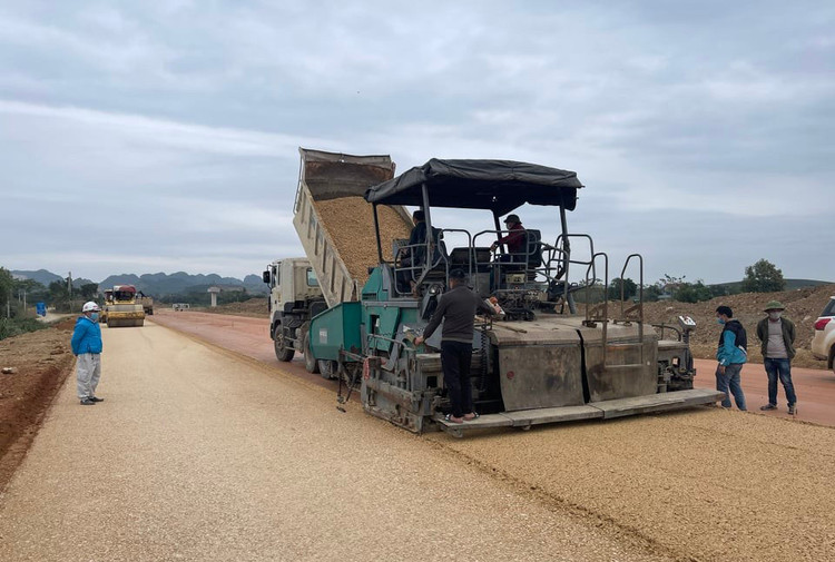 Hành động quyết liệt Bộ trưởng GTVT Nguyễn Văn Thắng sau khi nhậm chức - Hình 8 Hanh dong quyet liet Bo truong GTVT Nguyen Van Thang sau khi nham chuc-Hinh-8