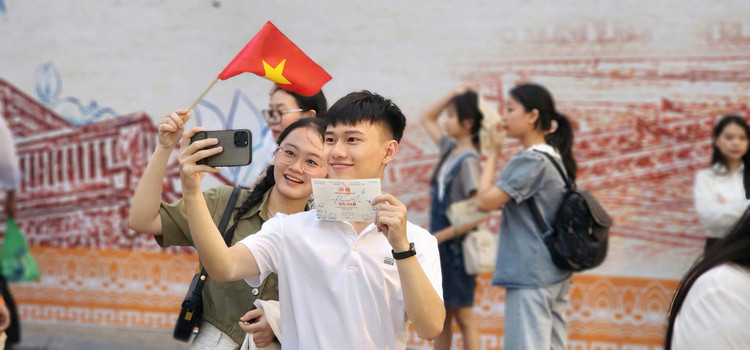 Gioi tre do ve san My Dinh cho don “Hen uoc Bac Nam“-Hinh-10