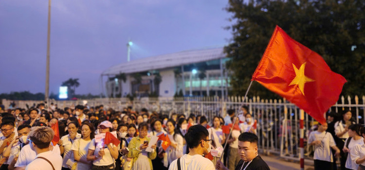 Gioi tre do ve san My Dinh cho don “Hen uoc Bac Nam“-Hinh-2