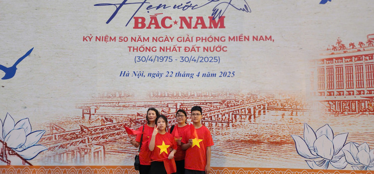 Gioi tre do ve san My Dinh cho don “Hen uoc Bac Nam“-Hinh-7