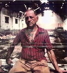 Van hao noi tieng the gioi voi ky luc 8 lan vuot nguc kich tinh