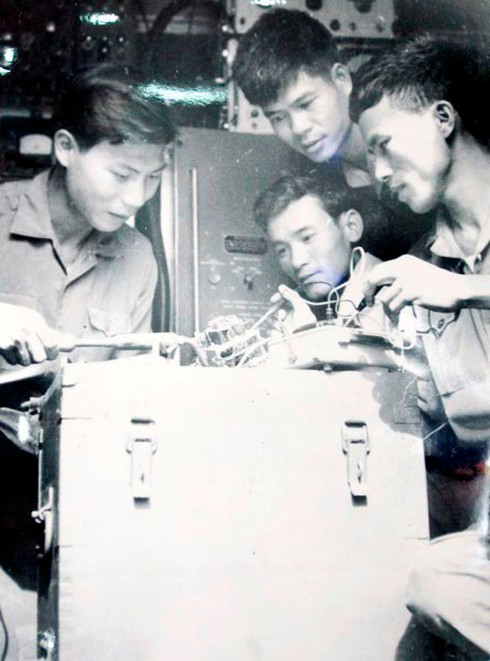 Anh vo gia: 12 ngay dem “Ha Noi - Dien Bien Phu tren khong”-Hinh-9