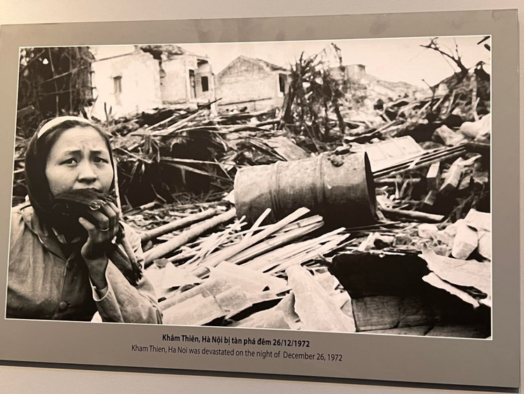 Anh vo gia goi nho ky uc “Ha Noi - Dien Bien Phu tren khong