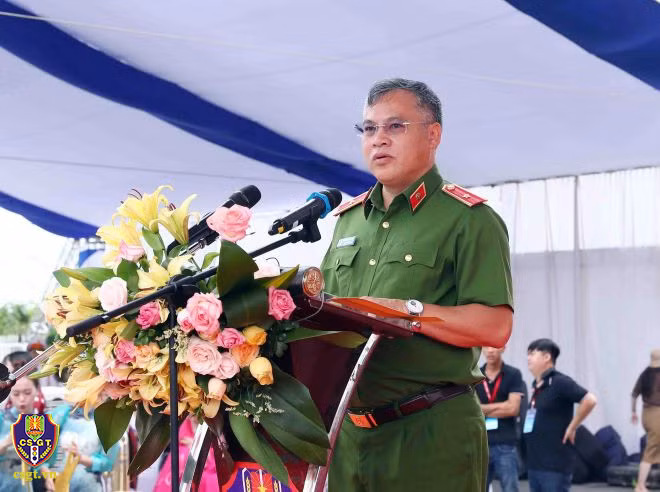 Chan dung hai Thu truong Bo Cong an vua duoc thang ham Trung tuong-Hinh-10