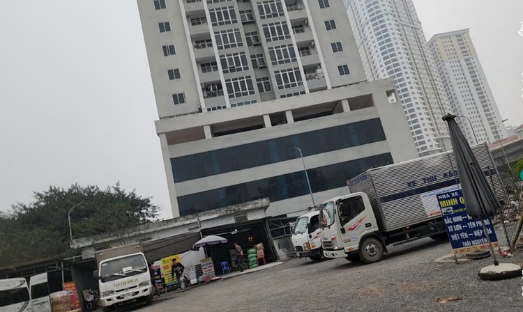 Ha Noi: Nup sau TT OCop, bai xe hang hoa len lut hoat dong-Hinh-2