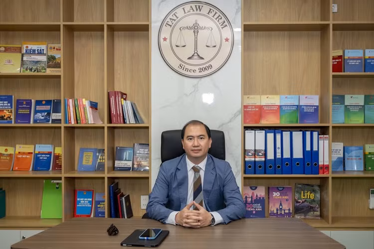 Sot dat Ha Noi: Dong tien quay dau, co hoi hay rui ro?