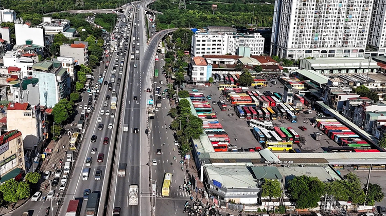 Giao thong Ha Noi “ngat tho” gio tan tam chieu 30/8-Hinh-6