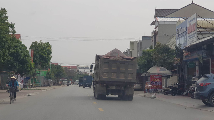 Hai Duong: Nhieu xe co dau hieu qua tai luu thong duong tinh 390C-Hinh-3