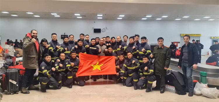 Hinh anh doan cuu nan Bo Cong an cuu ho tai Tho Nhi Ky-Hinh-8