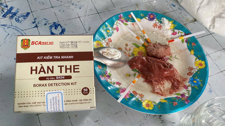 Thu hồi GCN kinh doanh cơ sở sản xuất chả chứa hàn the Thu hoi GCN kinh doanh co so san xuat cha chua han the