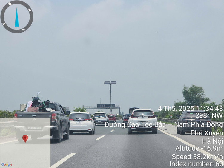 O to noi duoi vao lan khan cap cao toc Phap Van ve Ha Noi-Hinh-6