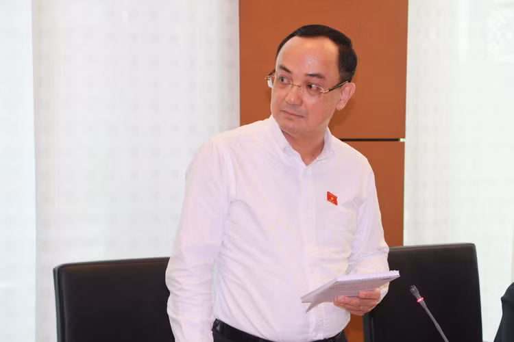 Tuyen dung cong chuc: The nao la nguoi tai nang?-Hinh-2